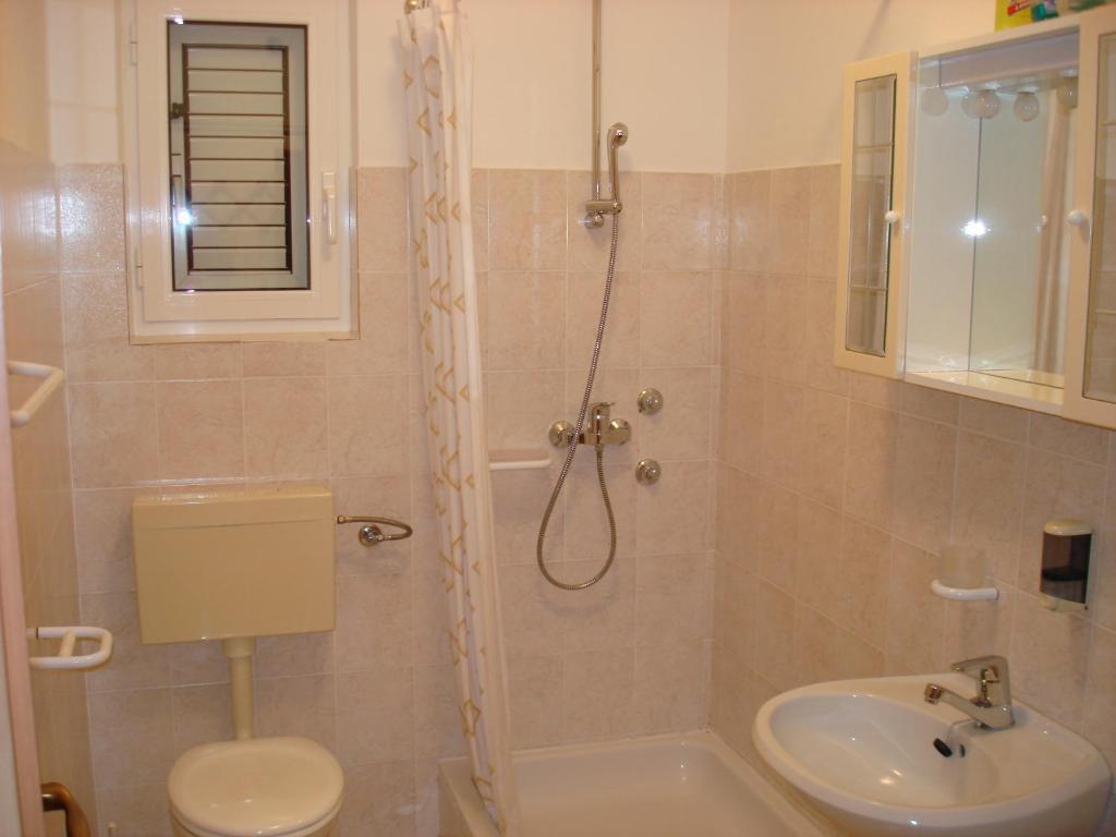 Villa Jasmin Bol Rom bilde